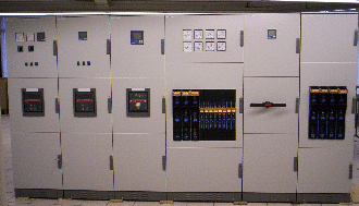 Striebel und John Hauptverteilung Typ TRI - Line  z.B. Leistungsschalter (Fabr.ABB) in Einschubtechn